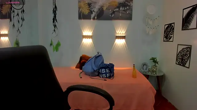 tracycum online show from February 3, 2025, 3:17 pm