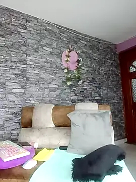 Danna Paolaa  online show from March 20, 2025, 5:02 am