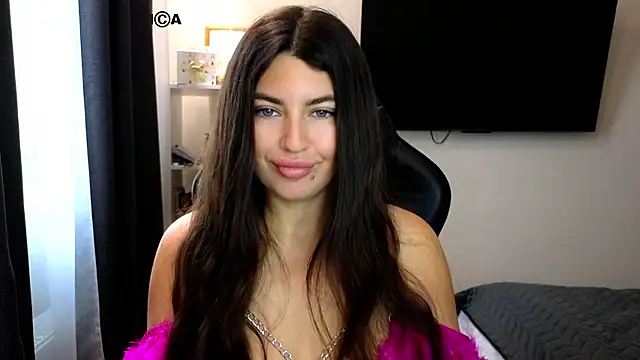 gracedorce online show from October 6, 2025, 2:42 am