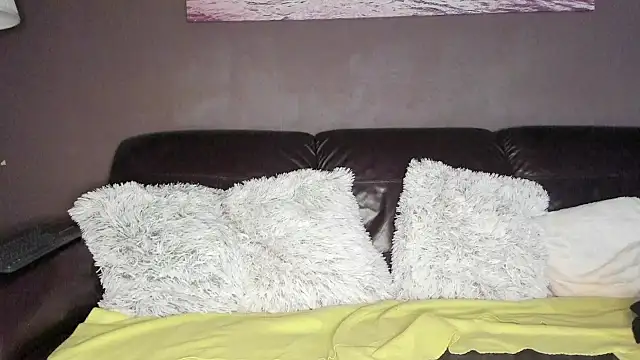 paulblack21 online show from November 6, 2025, 8:43 pm