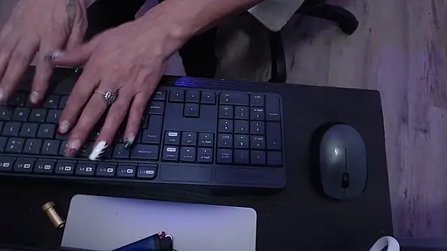  Scarlett Sweet online show from December 5, 2025, 1:14 am