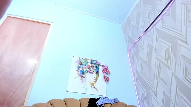 veronica salas online show from February 19, 2025, 12:03 am