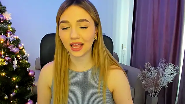 Snapshot of GracefulLook chatting on December 27, 2024, 9:50 am GracefulLook online show from December 27, 2024, 9:50 am