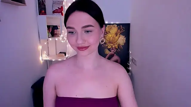 Snapshot of GracefulLook chatting on March 7, 2025, 9:29 am GracefulLook online show from March 7, 2025, 9:29 am