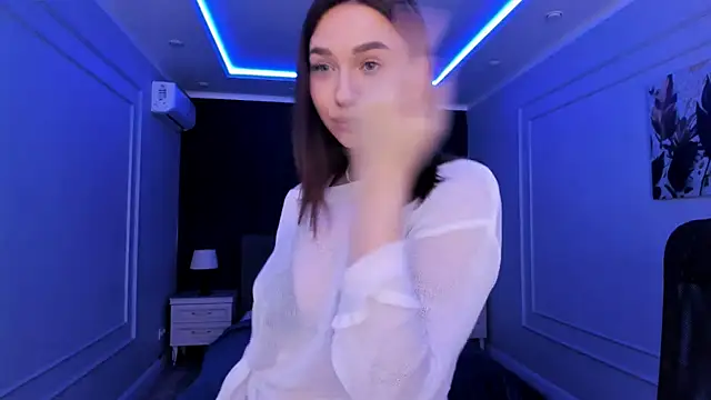 Snapshot of GracefulLook chatting on March 13, 2025, 3:54 am GracefulLook online show from March 13, 2025, 3:54 am