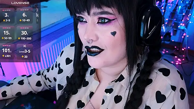 Snapshot of wickedxqueen chatting on February 24, 2025, 4:49 am wickedxqueen online show from February 24, 2025, 4:49 am