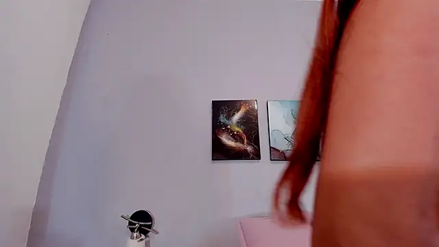 Snapshot of Estrella_Duran chatting on June 5, 2026, 12:22 pm Estrella Duran online show from June 5, 2026, 12:22 pm