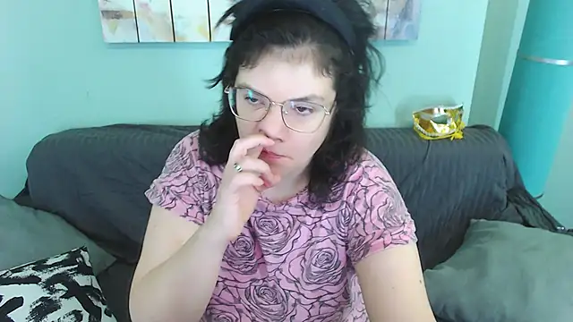 EverlyRays online show from January 28, 2025, 11:06 am