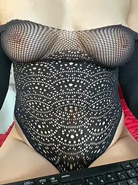 AlisaaRose online show from February 24, 2025, 11:32 am