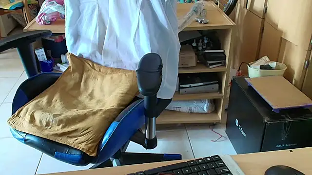 angelgarcia269 online show from December 21, 2025, 1:51 pm