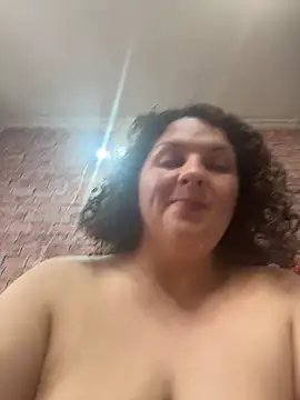 Taisia W online show from May 17, 2026, 9:06 am