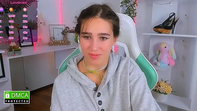 Snapshot of _Eliizabeth_ chatting on October 13, 2025, 8:53 pm Eliizabeth online show from October 13, 2025, 8:53 pm