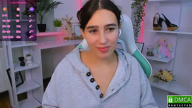 Snapshot of _Eliizabeth_ chatting on November 9, 2025, 9:57 pm Eliizabeth online show from November 9, 2025, 9:57 pm