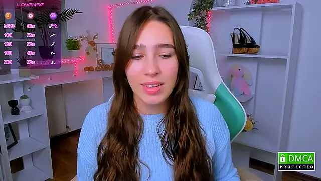 Snapshot of _Eliizabeth_ chatting on November 16, 2025, 10:15 pm Eliizabeth online show from November 16, 2025, 10:15 pm