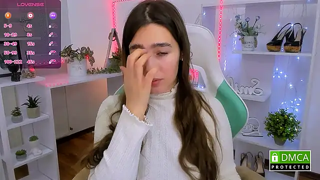 Snapshot of _Eliizabeth_ chatting on January 8, 2026, 9:28 pm Eliizabeth online show from January 8, 2026, 9:28 pm