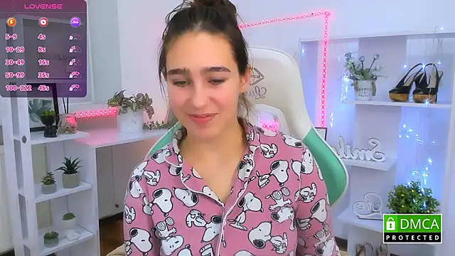 Snapshot of _Eliizabeth_ chatting on January 11, 2026, 10:26 pm Eliizabeth online show from January 11, 2026, 10:26 pm