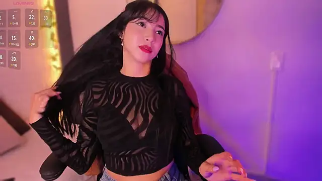 emma woods  online show from December 27, 2024, 12:34 pm