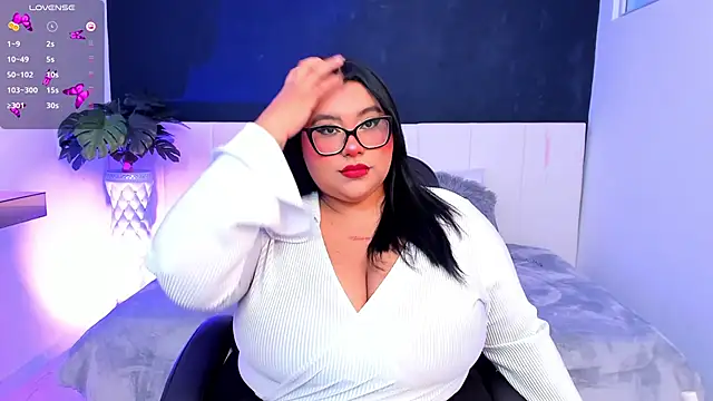 Snapshot of tifanny_bigboobs11 chatting on June 9, 2026, 11:11 am tifanny bigboobs11 online show from June 9, 2026, 11:11 am