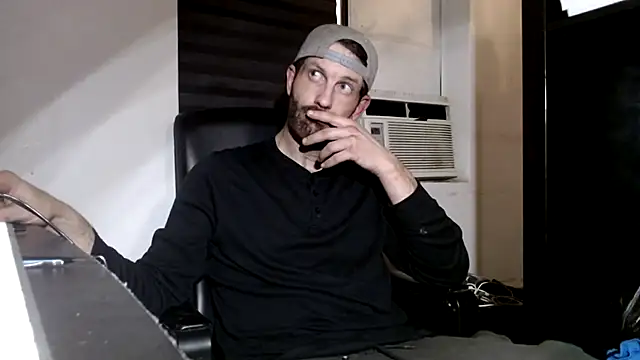 leanjamesdean online show from February 13, 2025, 2:20 pm