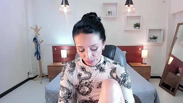 Snapshot of Kristen_Garner chatting on January 31, 2025, 11:24 pm Kristen Garner online show from January 31, 2025, 11:24 pm