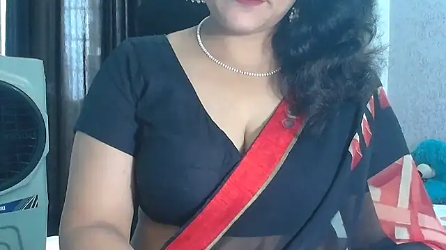 Snapshot of Maria_55 chatting on July 23, 2026, 5:38 am Maria 55 online show from July 23, 2026, 5:38 am