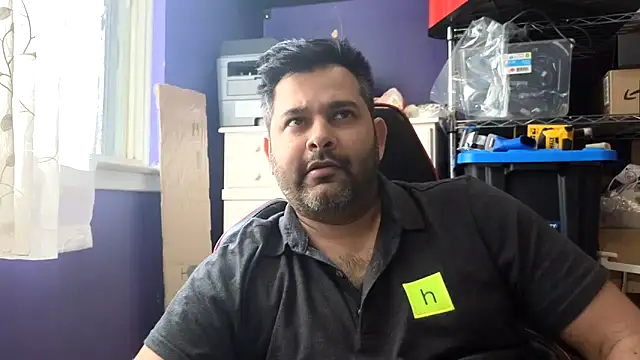 Sakhtlaundaz online show from May 4, 2026, 12:45 pm