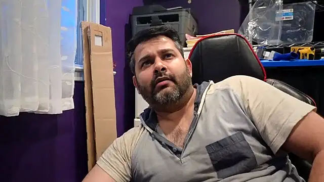 Sakhtlaundaz online show from May 11, 2026, 12:38 am