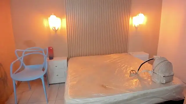 EmilyEvans7 online show from September 26, 2025, 3:38 pm