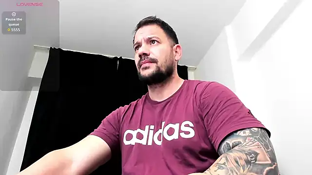 musclemonster31 online show from December 20, 2025, 9:00 pm