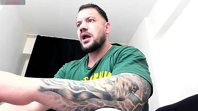 musclemonster31 online show from March 6, 2026, 10:45 am