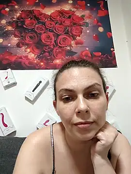 LEAsquirt91 online show from May 5, 2026, 2:03 pm