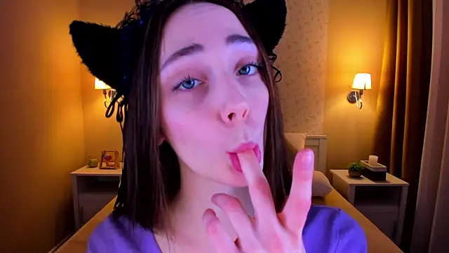 Lexi Split online show from February 4, 2025, 6:57 am