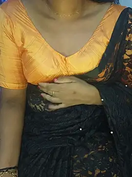 Snapshot of Malluivaniya chatting on July 2, 2026, 7:03 am Malluivaniya online show from July 2, 2026, 7:03 am