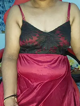 Snapshot of Malluivaniya chatting on July 6, 2026, 5:59 am Malluivaniya online show from July 6, 2026, 5:59 am