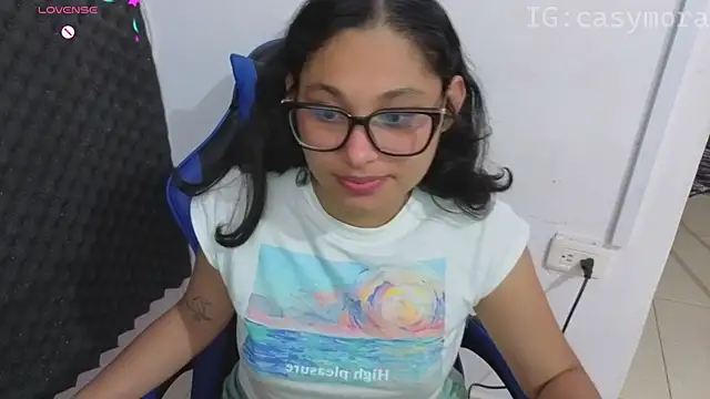 Cuteprincess21 online show from April 12, 2026, 12:15 am