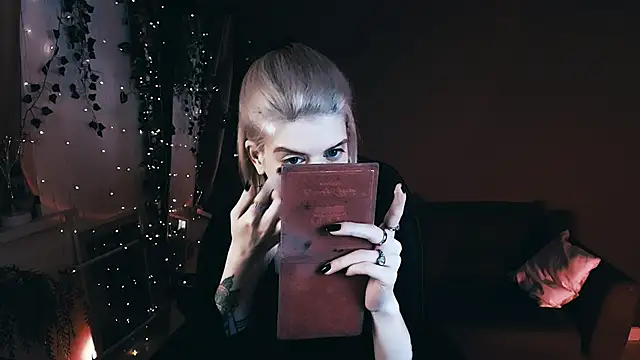 Noah ElmerX online show from September 23, 2025, 3:26 pm