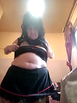 Lovely Lori online show from November 5, 2025, 5:18 am