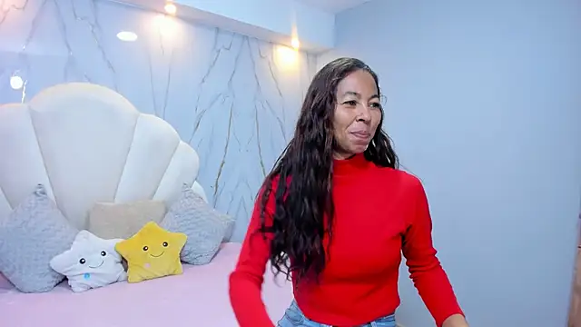 Snapshot of Rosalinda_Cortez chatting on December 23, 2024, 12:52 pm Rosalinda Cortez online show from December 23, 2024, 12:52 pm