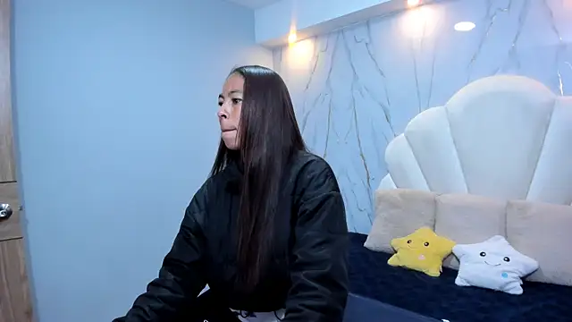 Snapshot of Rosalinda_Cortez chatting on January 17, 2025, 12:52 pm Rosalinda Cortez online show from January 17, 2025, 12:52 pm