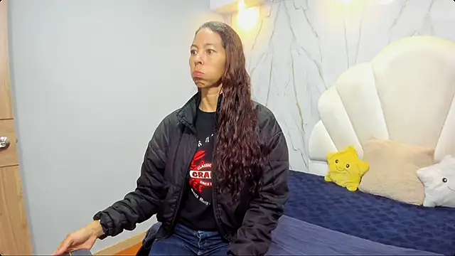 Snapshot of Rosalinda_Cortez chatting on January 27, 2025, 12:26 pm Rosalinda Cortez online show from January 27, 2025, 12:26 pm