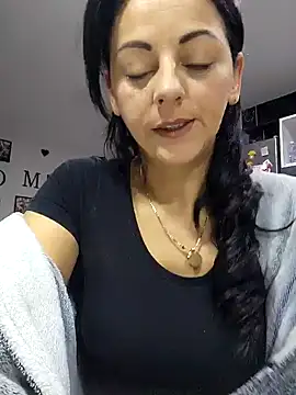 Snapshot of bruneta_sexy23 chatting on February 3, 2025, 4:25 am bruneta sexy23 online show from February 3, 2025, 4:25 am