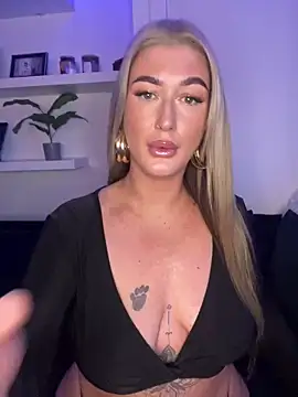 MissyLeeX online show from January 4, 2025, 5:47 pm