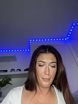 MissyLeeX online show from March 21, 2025, 5:45 pm