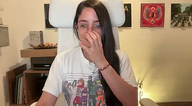 adriana  sosa  online show from January 28, 2025, 2:32 am