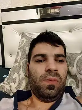 Snapshot of J0nyhson chatting on January 28, 2025, 7:22 am J0nyhson online show from January 28, 2025, 7:22 am