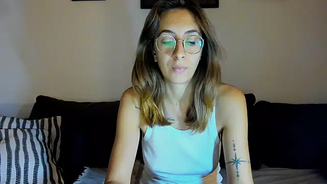 DesireMore90 online show from October 10, 2025, 9:03 pm