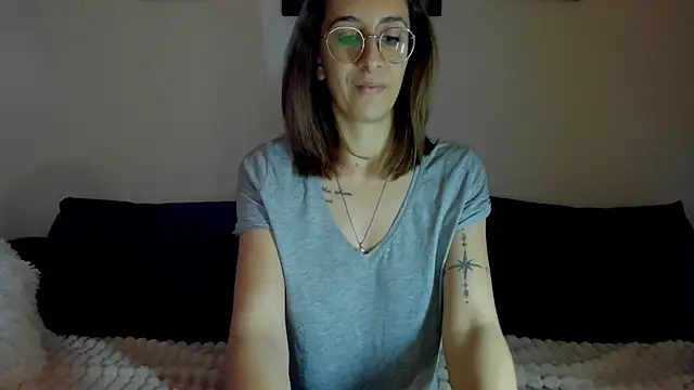 DesireMore90 online show from February 17, 2026, 10:05 pm