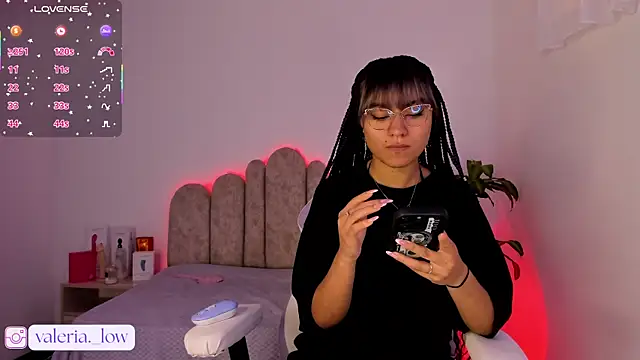 Snapshot of nahia_low chatting on October 3, 2025, 12:18 am nahia low online show from October 3, 2025, 12:18 am