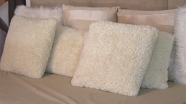 AnaisBellas online show from December 3, 2024, 3:52 am