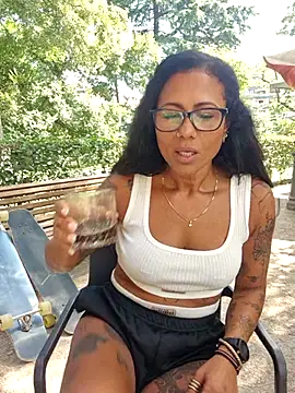 Allana Squirt online show from September 9, 2025, 11:10 am